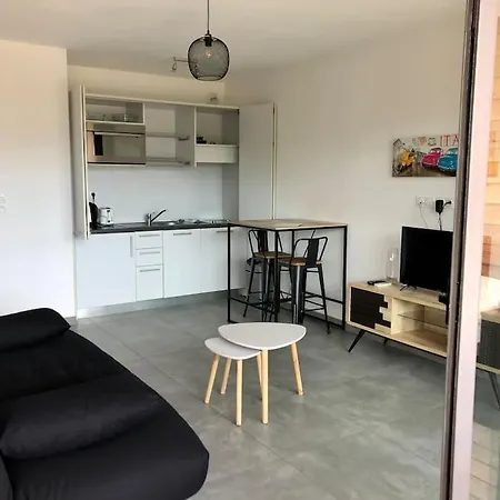 Piscine, 200m Port De Vecchio Pour 2 Personnes Lejlighed *